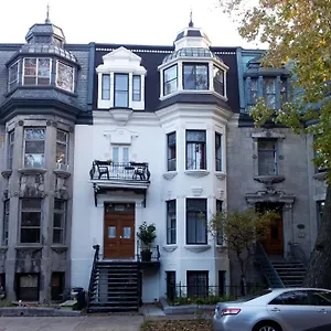Gingerbread Manor Montreal